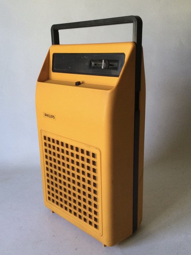 Tourne disque plastique - tourne,