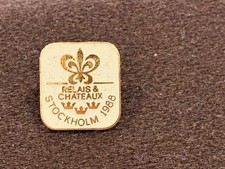 a  PINS PIN DIVERS RELAIS CHATEAUX STOCKHOLM 1988 LYS ENAMEL EGF