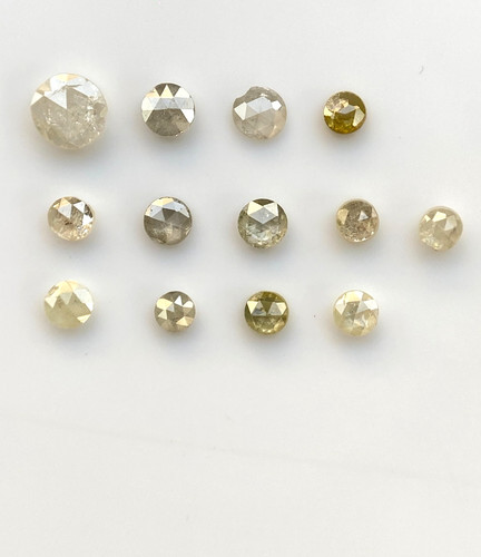 Diamant naturel taillé rond - naturel,