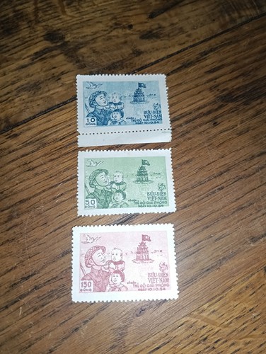 Authentiques timbres vietnam - 3,