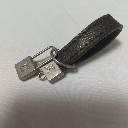 Porte clés louis vuitton - louis,
