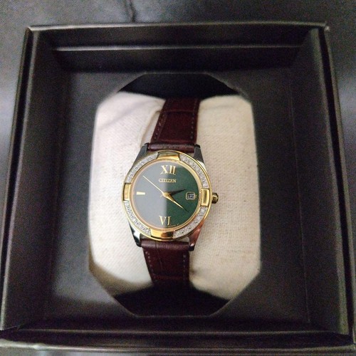 Montre solaire bracelet - , en