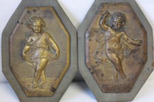 Bas relief de chérubins en