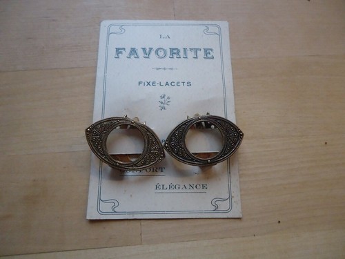 Rare objet ancien - objet, fixe-lacets