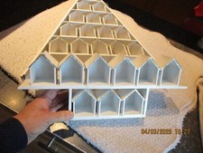 Petite étagère à Collection Figurine Miniature Fève Dés à Coudre Voiture Santon