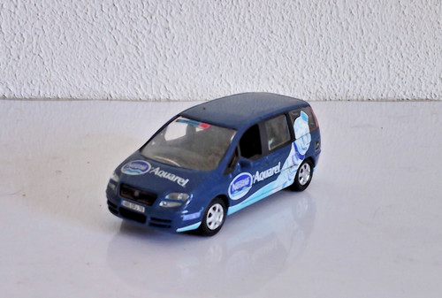Voiture norev fiat - -,