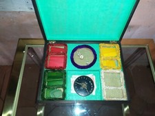 Ancienne boite de jeu jeton 
