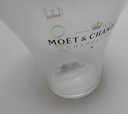Seau champagne moët et - à,