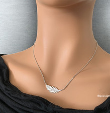 Collier tendance "PLUME"