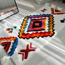 Tapis touffeté à la main