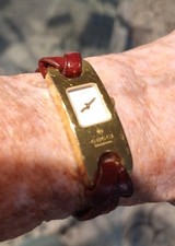 montre femme gucci modele