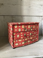 Boîte À Bijoux À Couture En