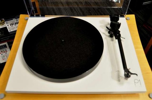 Rega planar plus white - planar,