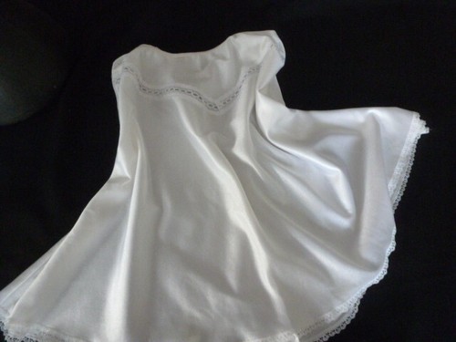 Joli jupon vintage jolie - ,