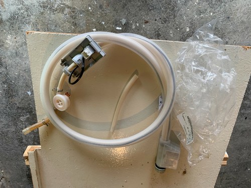 Tuyau aquastop neuf