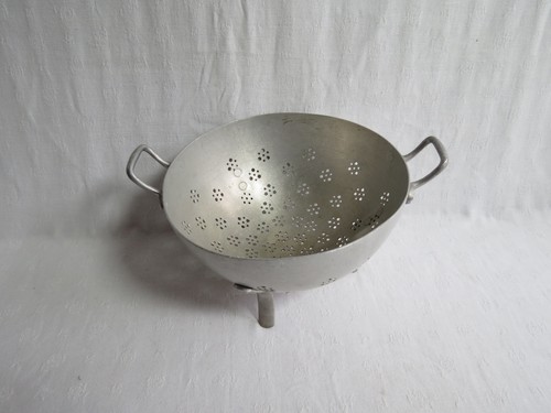 Ancienne passoire aluminium - ancienne, en