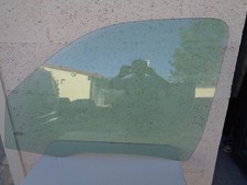 Vitre avant gauche cote