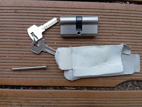 Neuf cylindre securite de - neuf,