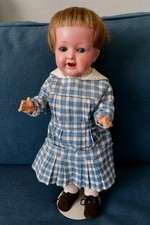 ADORABLE POUPEE CARACTERE