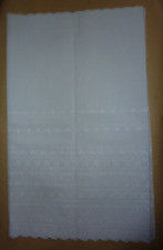 1M40 dentelle ancienne broderie anglaise blanche polyester/tergal 60 cm de large