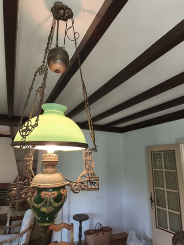 Une suspension lampe - une,