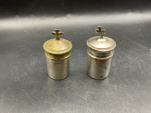 Ancien ampoules huiles sainte