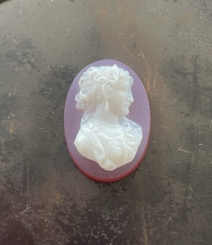 Antique carved agate cameo - agate, /