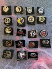 Lot De 19 Pins NASA  Fusée