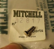 1 NEW OLD STOCK 4420 4430 MITCHELL FISHING REEL CLICK SCREW NOS 82817