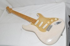 Fender Japan Stratocaster
