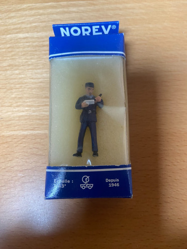 Norev plastique ancienne - norev,