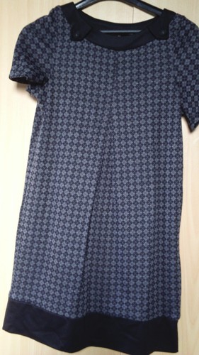 Jolie robe noire - noire, blanche