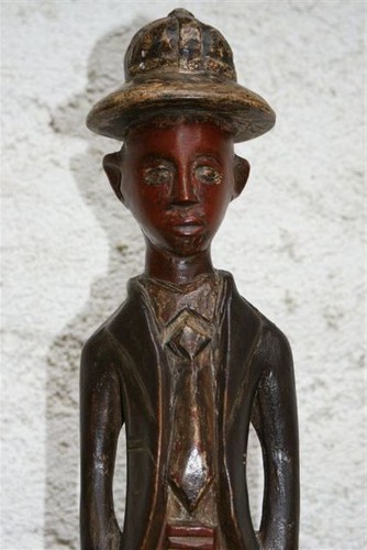 Statuette colon africaine
