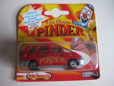 VEHICULE MINIATURE DE MARQUE MAJORETTE - CIRQUE PINDER - ESPACE RENAULT 1996