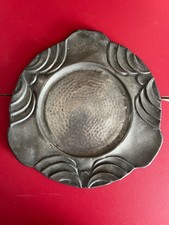 Assiette Etain Art Deco "M. E. Chanal"