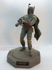 STAR WARS FIGURINE BOBA FETT SUR SOCLE TOURNANT - Hasbro
