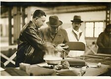 "PRODUITS D'ENTRETIEN d'AUTOMOBILES 1932" Photo originale G. DEVRED (Agce ROL)