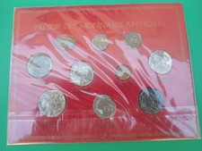 LOT DE 10 JETONS TRESOR DES