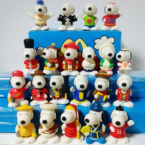 Figurine snoopy world - world, tour