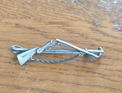 Broche argent fusil de - fusil,