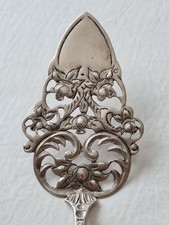 pelle à tarte ciselée argent massif 800