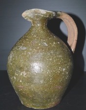 -CRUCHE TERRE CUITE CHAPELLE