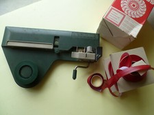 Bordeuse de champ pour protection de  plan  référence EZ 15 Regulus plus ruban