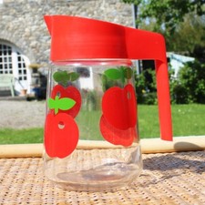 Broc / pichet vintage Henkel en verre décor pomme 1 litre