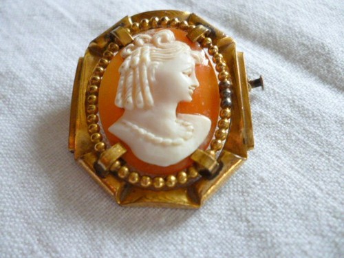 Lot broches anciennes - de,