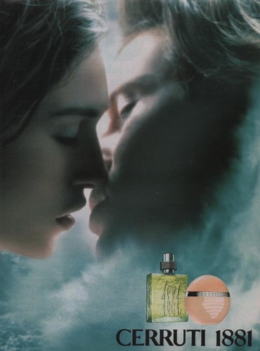 Publicité papier parfum - publicité,