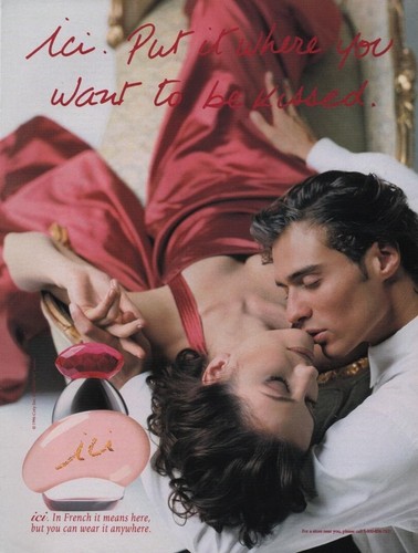 Publicité papier parfum - publicité,