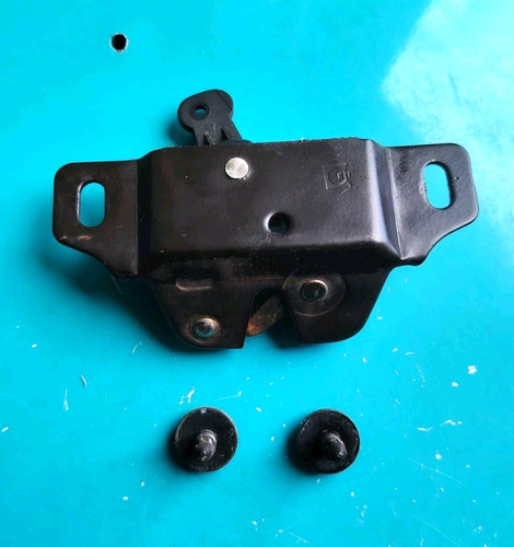 Loquet hayon peugeot 106 - de,