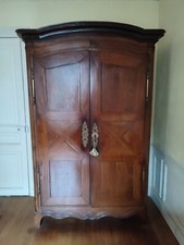 b elle armoire d'époque louis