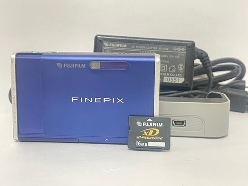 Appareil photo numérique bleu